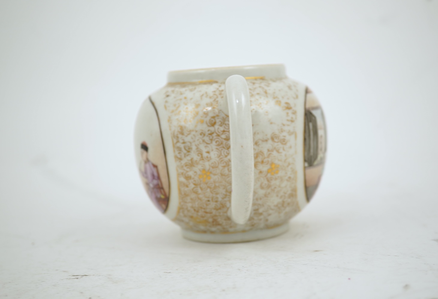 A Chinese export gilt and famille rose teapot, Yongzheng / Qianlong period